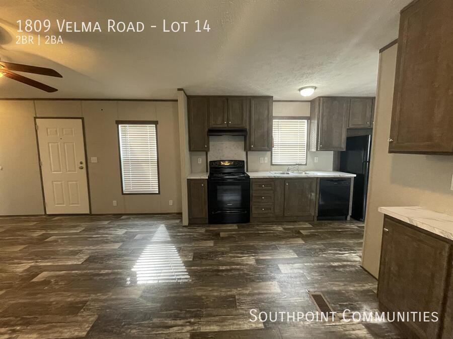 1809 Velma Rd - Photo 5 of 14