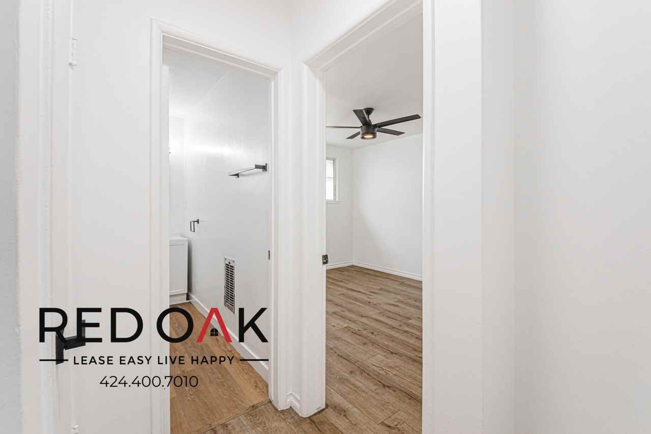 820 S Gramercy Pl #11 - Photo 6 of 19