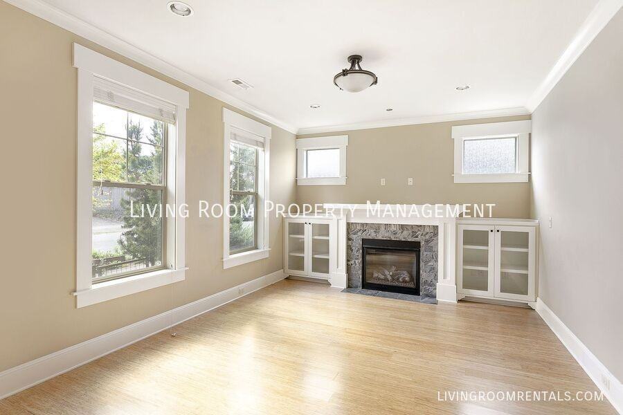 2635 Ne Sumner St - Photo 2 of 16