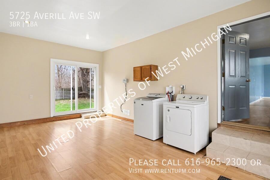 5725 Averill Ave Sw - Photo 6 of 18