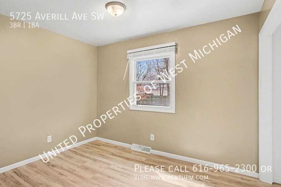 5725 Averill Ave Sw - Photo 7 of 18