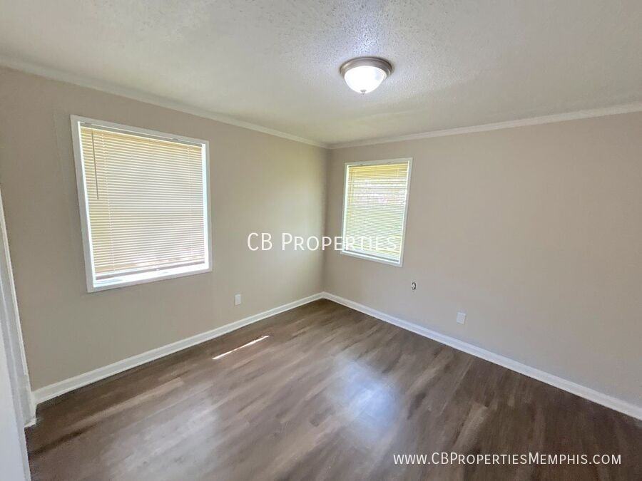 2314 Norman Ave - Photo 4 of 6