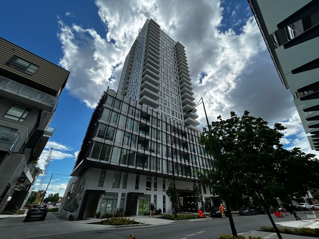 3438 Sawmill Cres #2005 - Photo 2 of 50