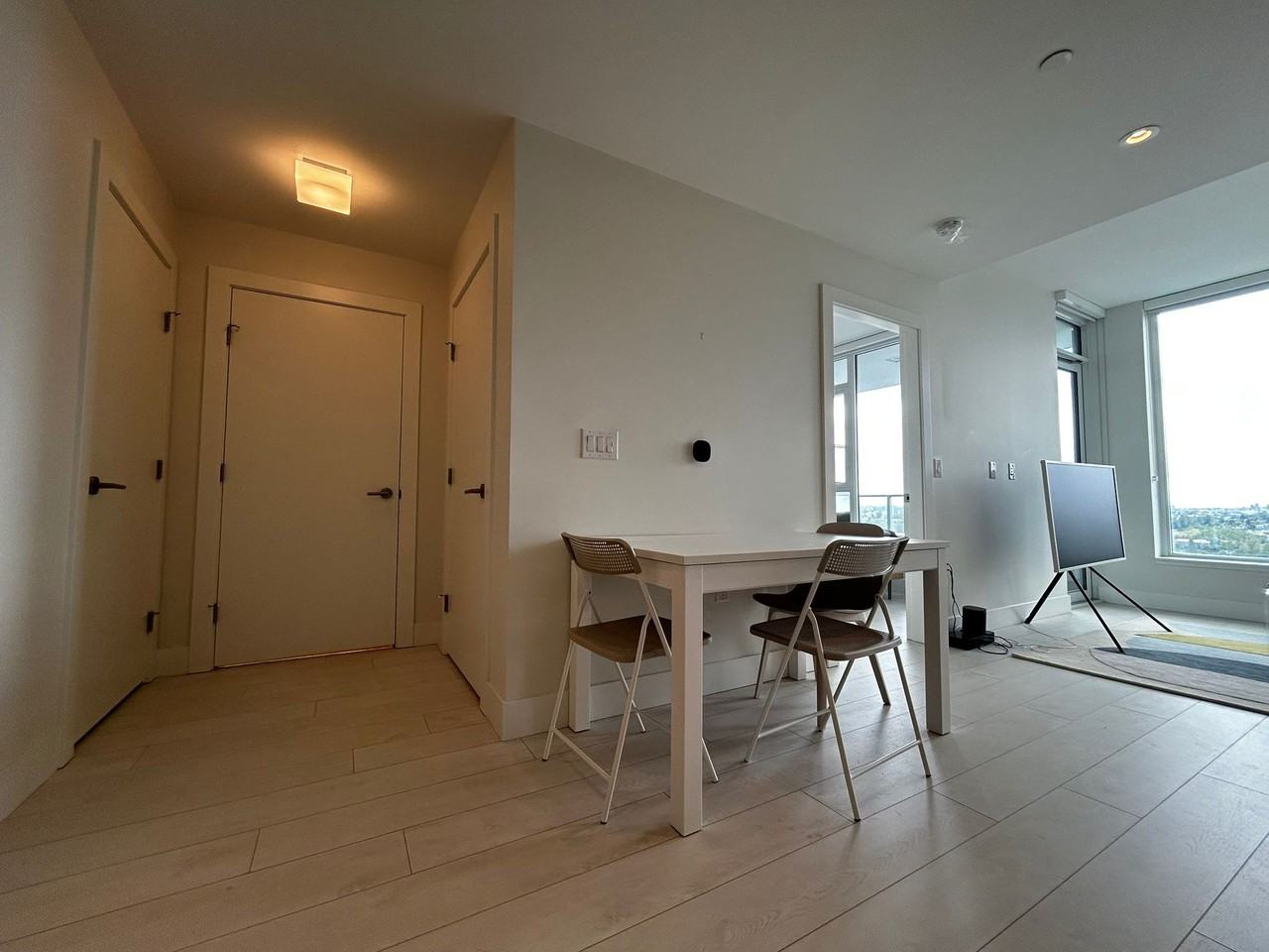 3438 Sawmill Cres #2005 - Photo 7 of 50