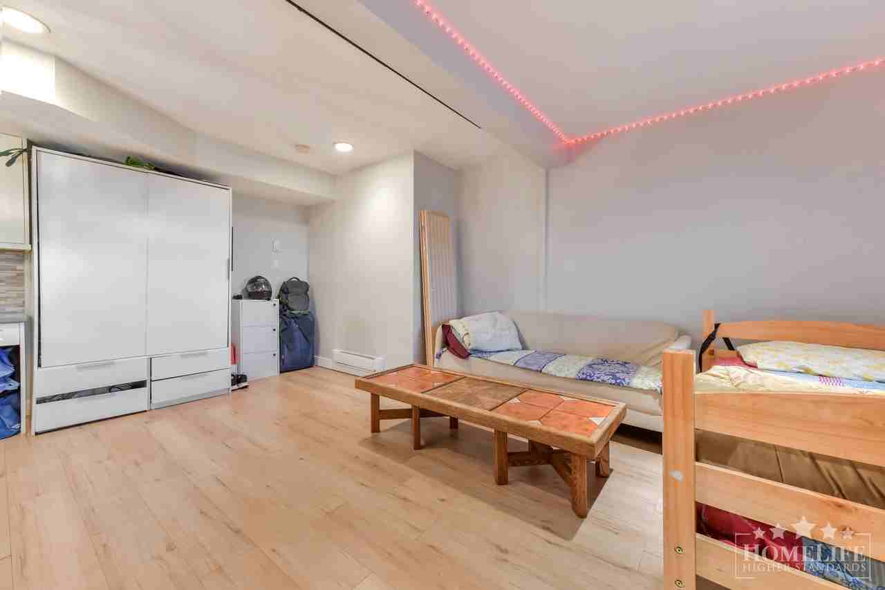 7437 Garfield Dr - Photo 4 of 13