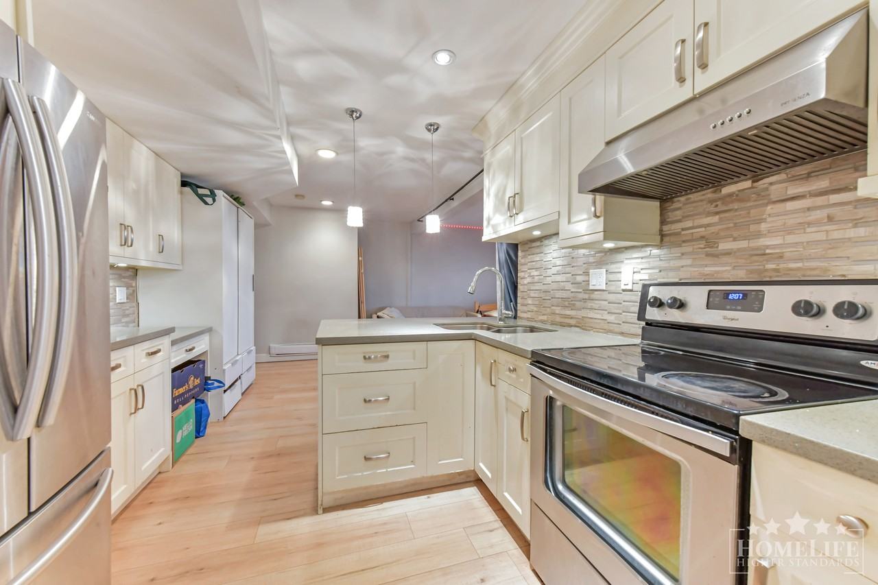 7437 Garfield Dr - Photo 5 of 13