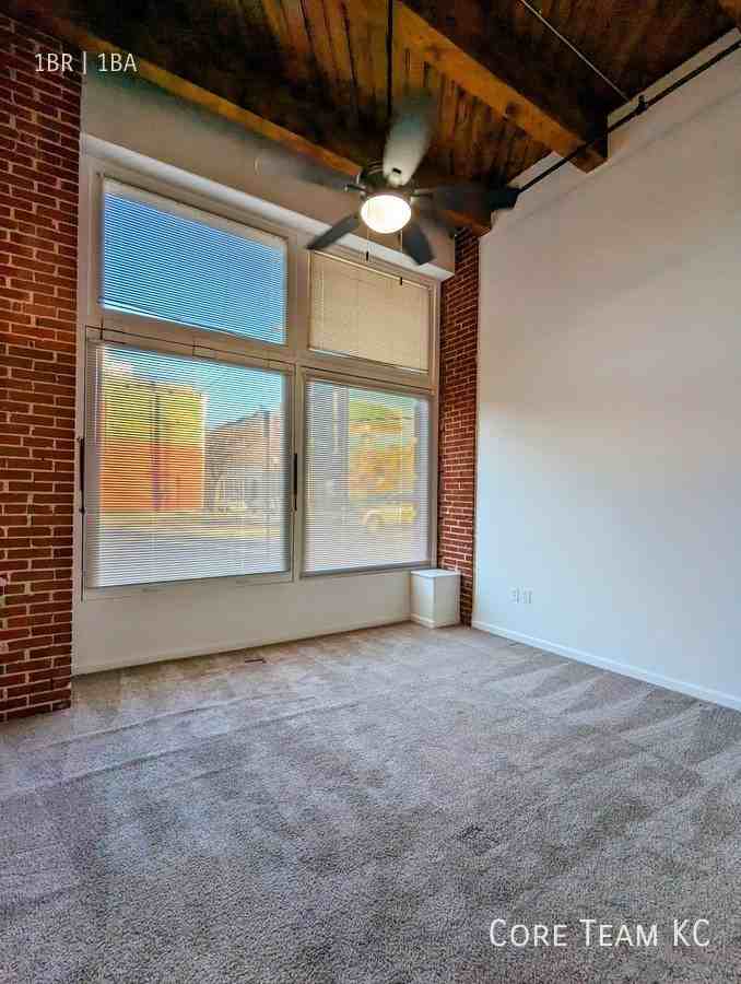 201 W 4th St #103 - Photo 3 of 19