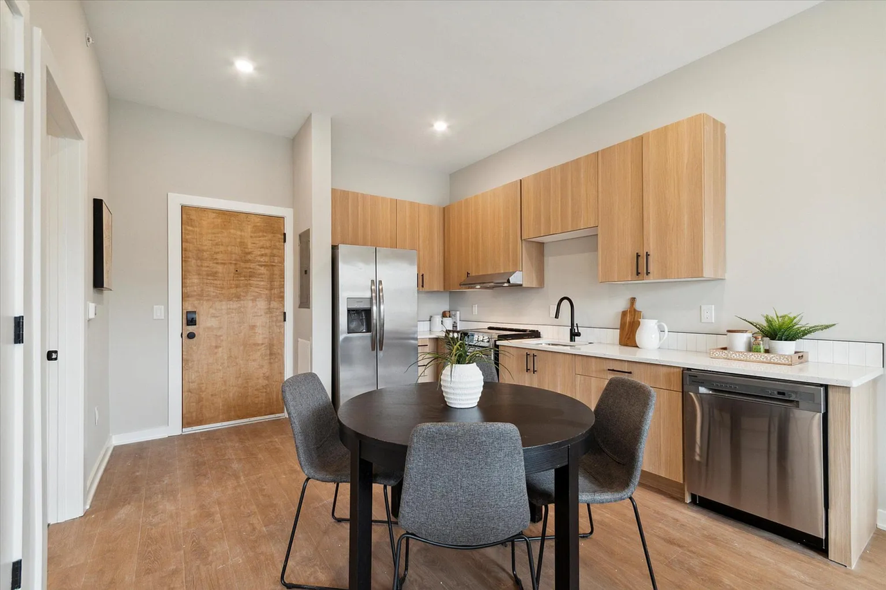 308 W Chelten Ave - Photo 5 of 29