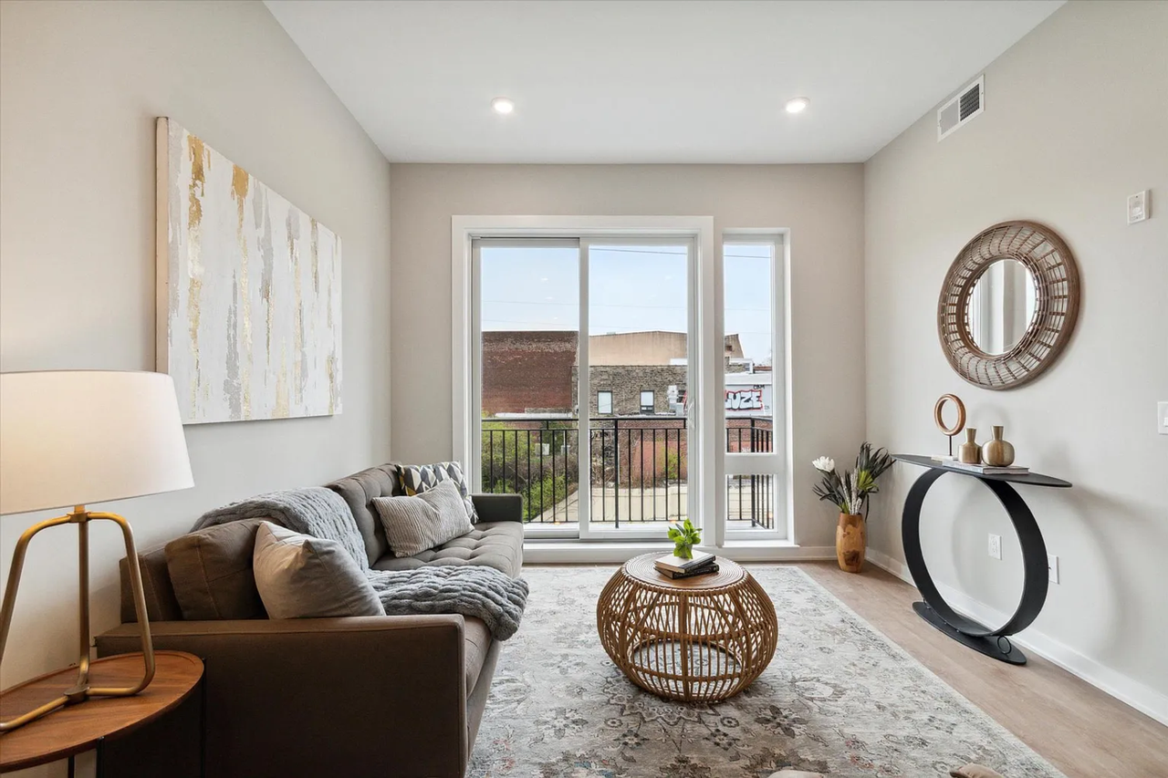 308 W Chelten Ave - Photo 4 of 15