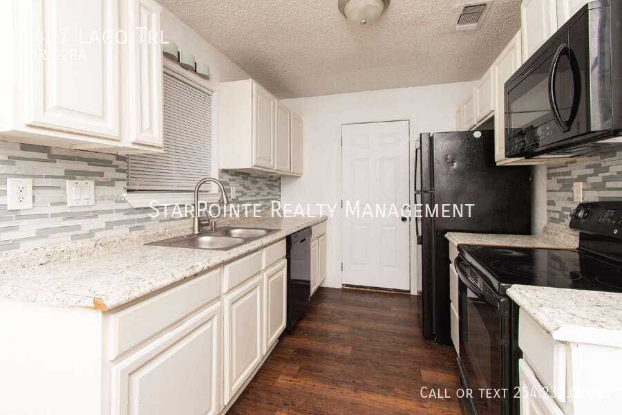 2407 Lago Trl - Photo 6 of 18