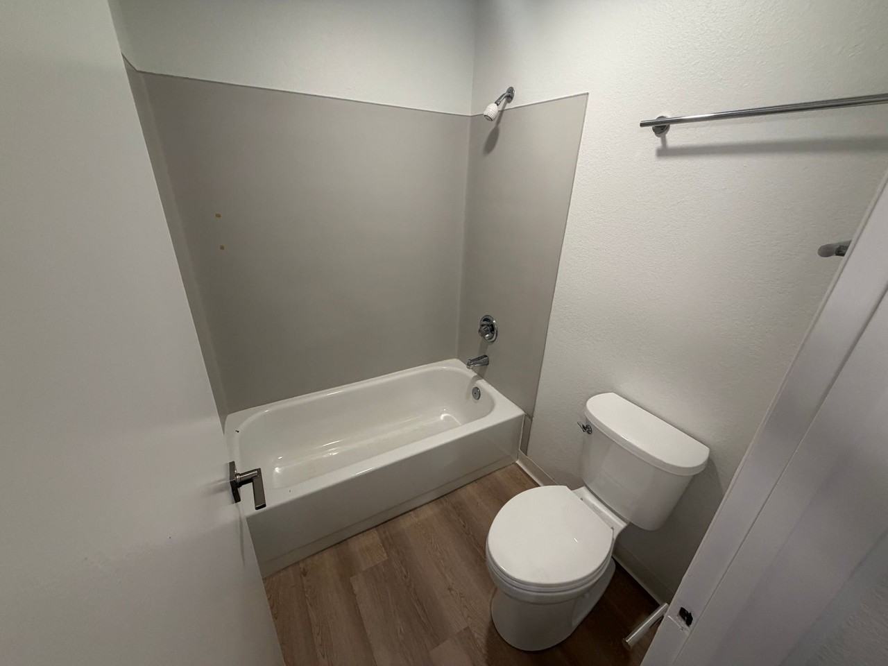 1718 Melrose Ave #212 - Photo 6 of 7