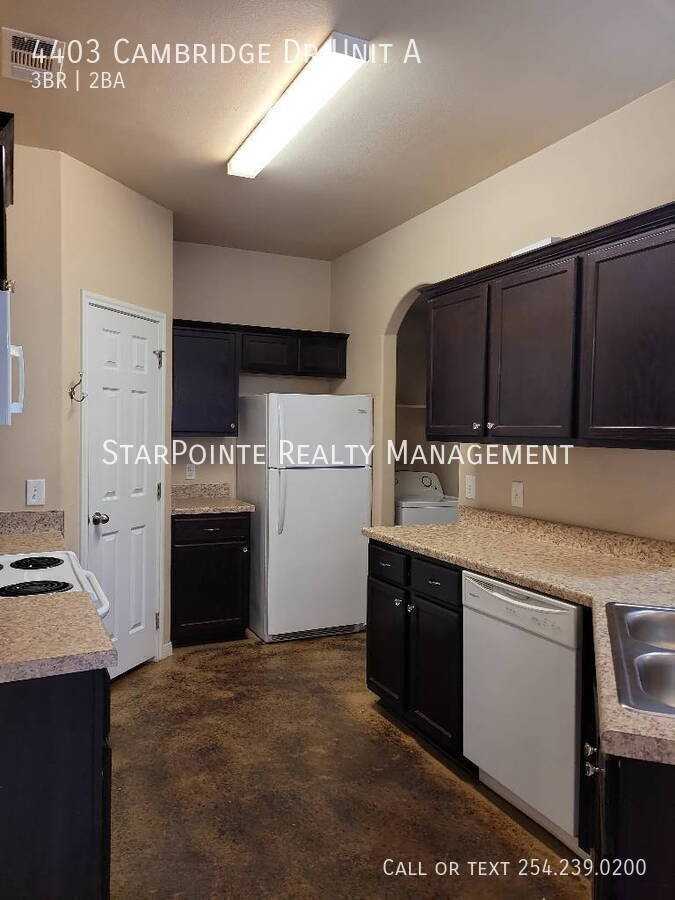 4403 Cambridge Dr Unit A - Photo 4 of 9