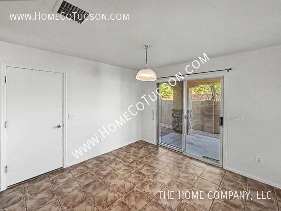 2708 N Saramano Ln - Photo 6 of 28