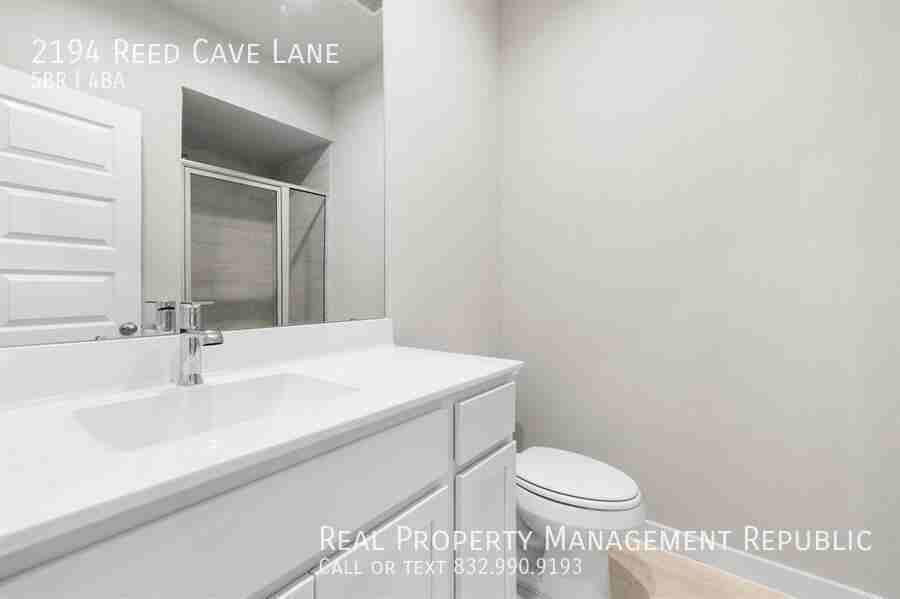 2194 Reed Cave Ln - Photo 6 of 17