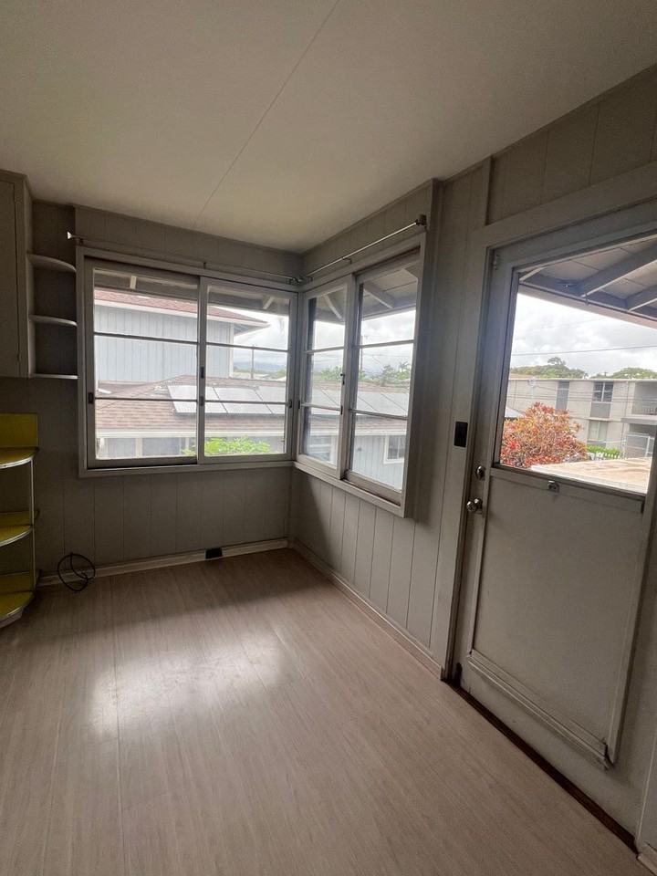 94-236 Hanawai Cir - Photo 6 of 12