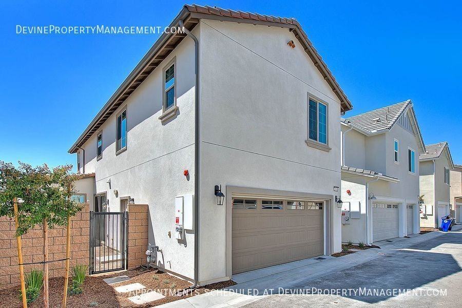 7030 Aloe Ln - Photo 5 of 50