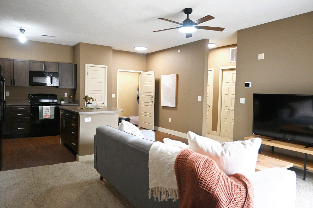 The Sterling Apartments at Grand Island - Photo 4 of 43