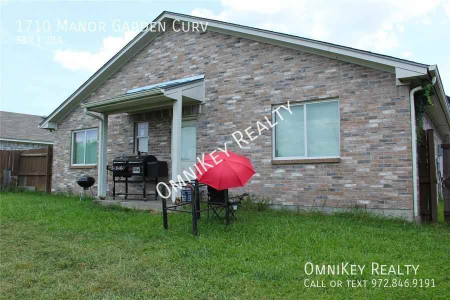 1710 Manor Garden Curv - Photo 2 of 3