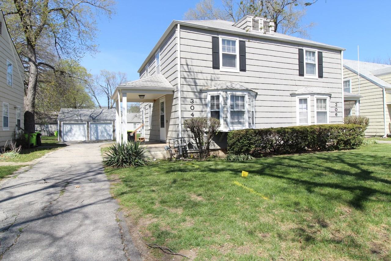 304 E 26th Ave - Photo 2 of 13