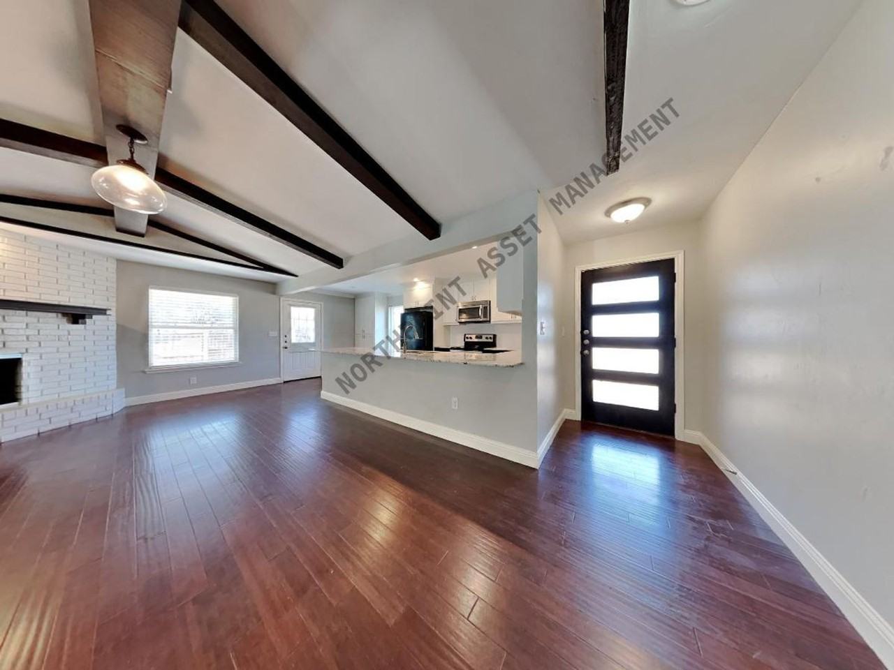 2724 Russwood Ln - Photo 2 of 25