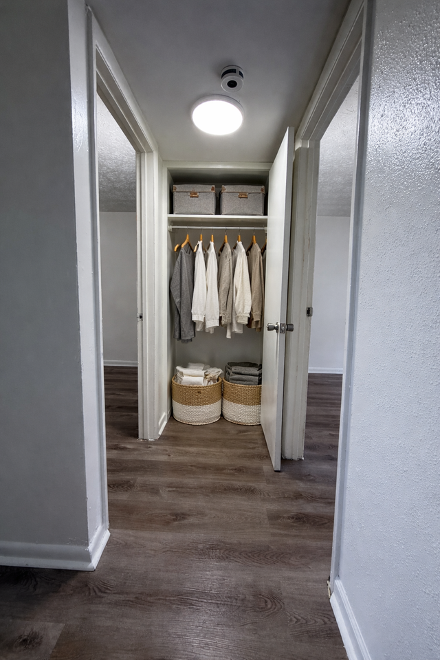 905 922 E Brownlee St C 25 - Photo 5 of 13