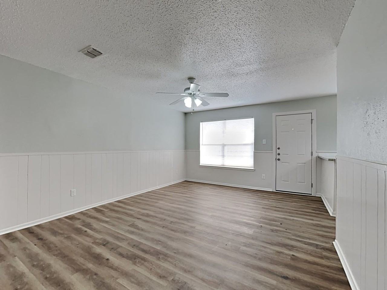 3500 Brambleton Pl - Photo 2 of 18