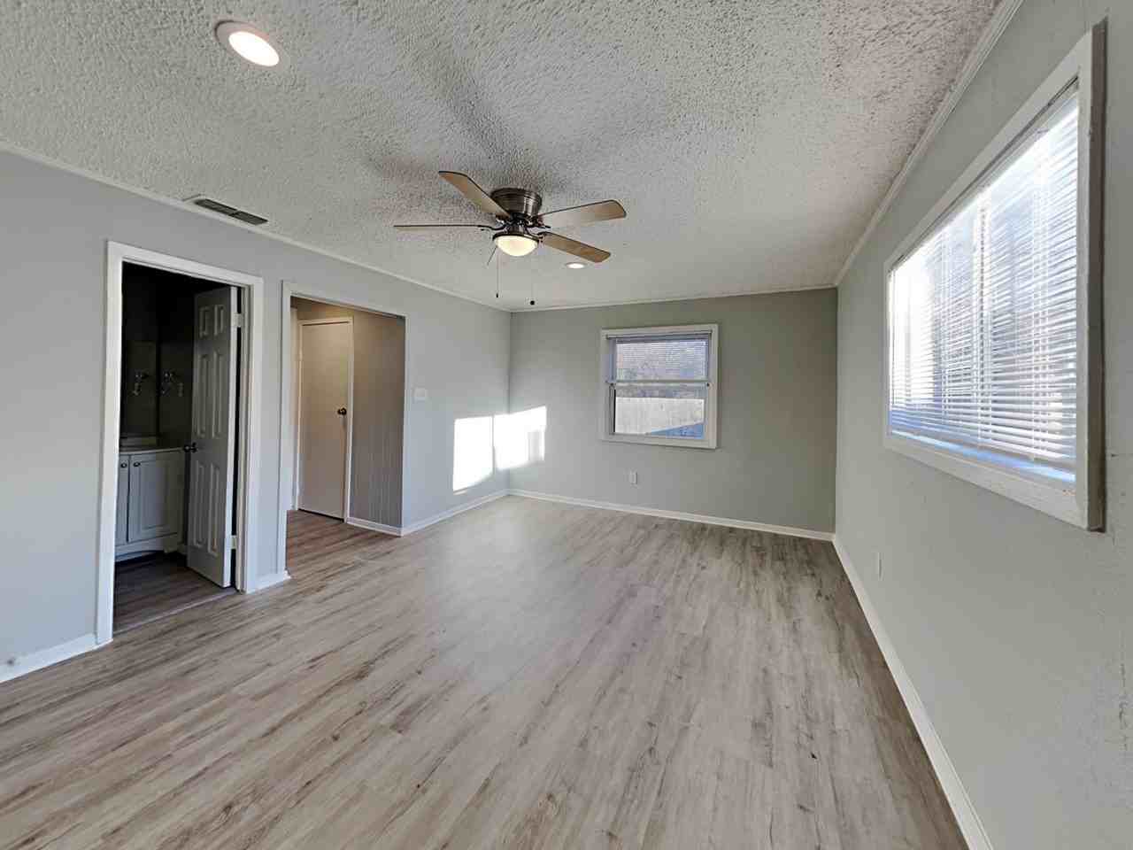 4725 Dilworth Ct - Photo 7 of 18