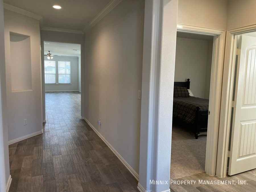 1219 Pavilion Pkwy - Photo 6 of 31