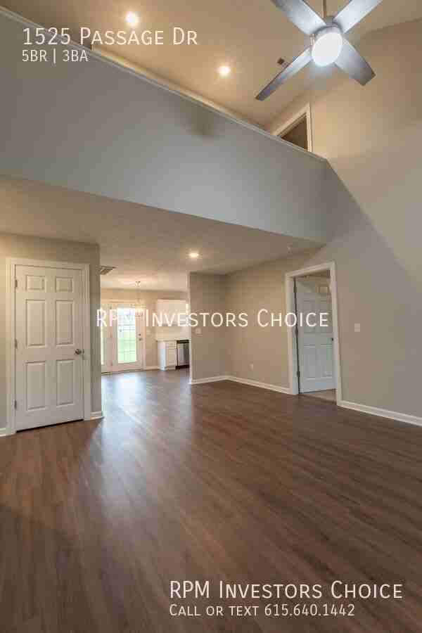 1525 Passage Dr - Photo 5 of 30