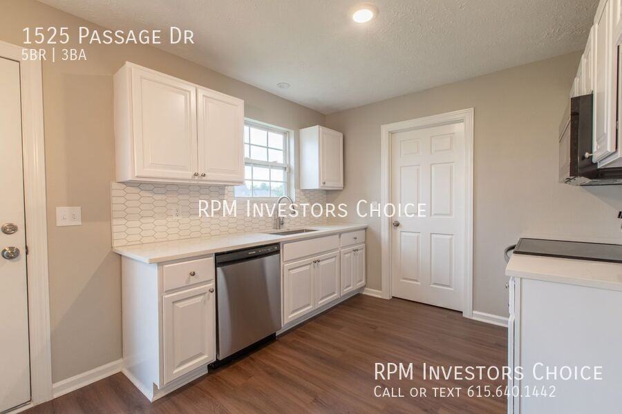 1525 Passage Dr - Photo 7 of 30