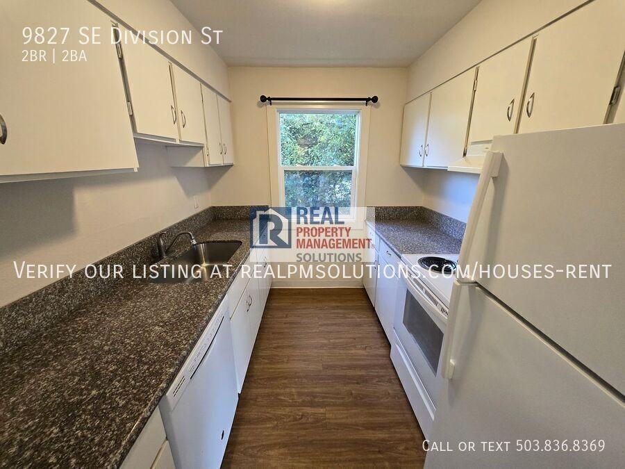 9827 Se Division St - Photo 6 of 13