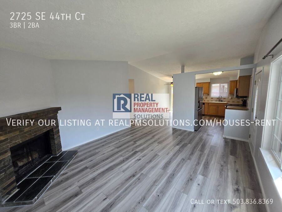 2725 Se 44th Ct - Photo 3 of 20