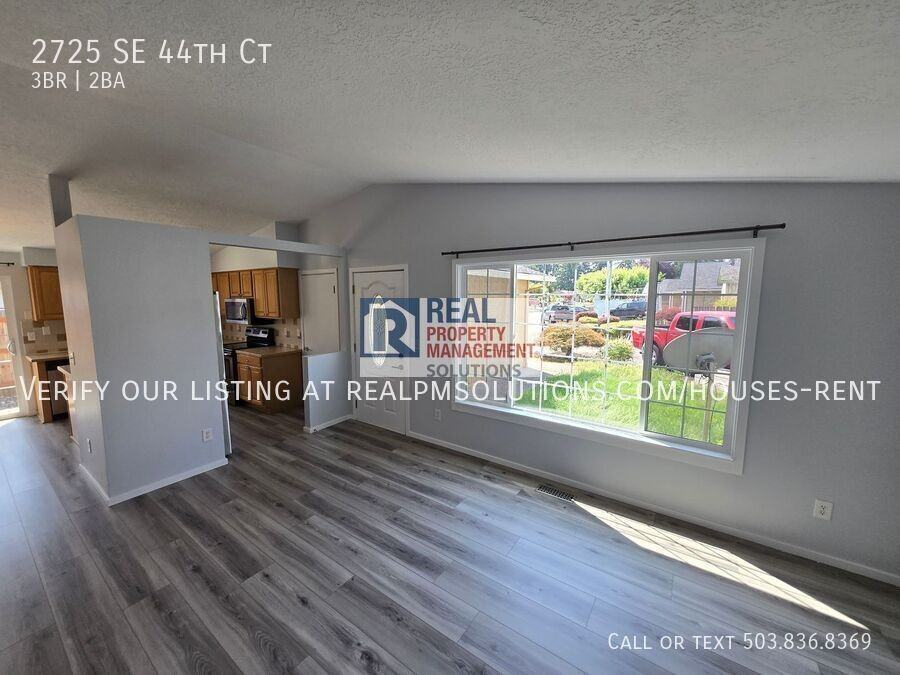 2725 Se 44th Ct - Photo 5 of 20