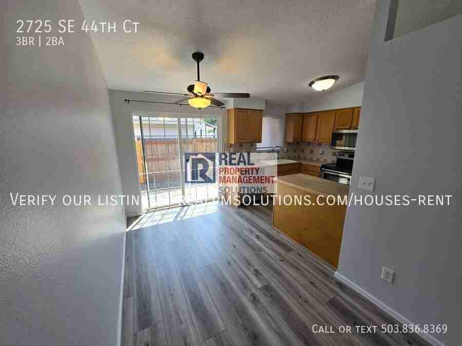 2725 Se 44th Ct - Photo 7 of 20