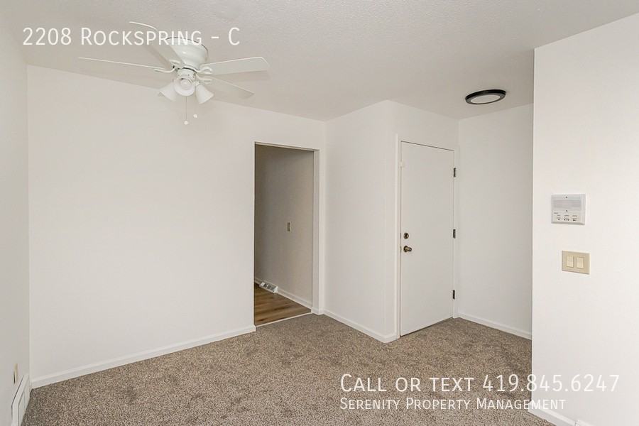 2208 Rockspring Rd #C - Photo 4 of 12