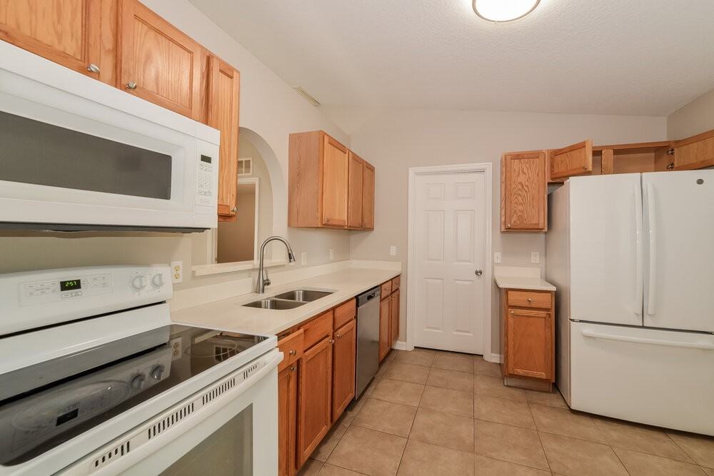 2104 Aitkin Loop - Photo 6 of 16