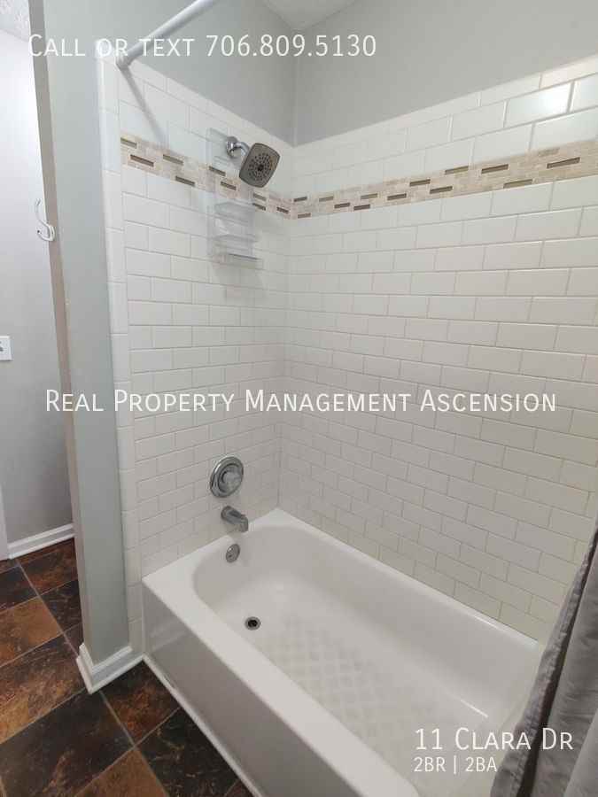 11 Clara Dr - Photo 6 of 9