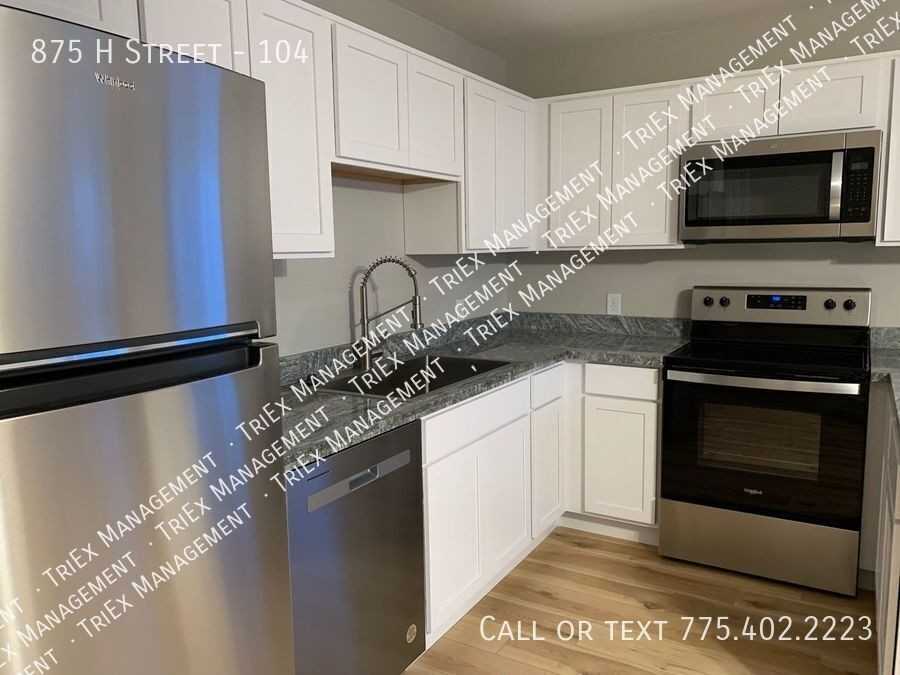 875 H St #104 - Photo 7 of 19