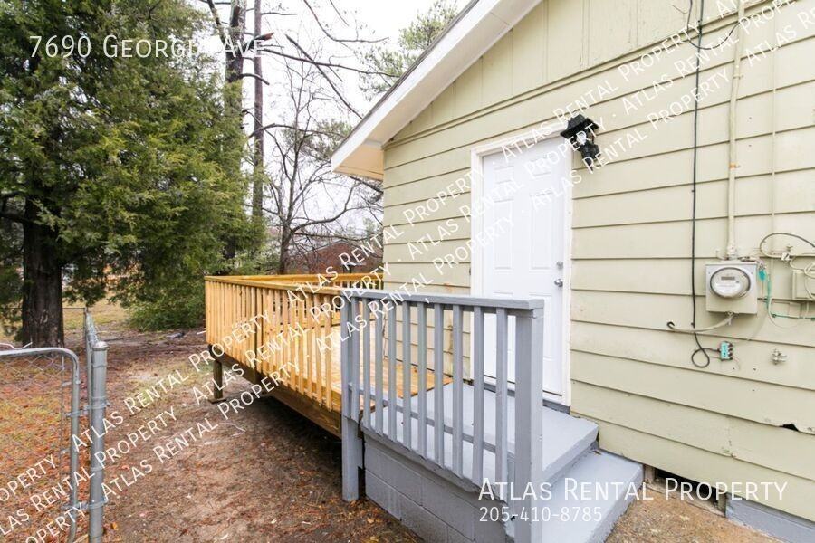 7690 Georgia Ave - Photo 6 of 26