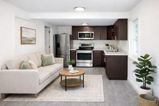 Barrett Square Apartments: Your Ideal Urban Home - Photo 1 of 1