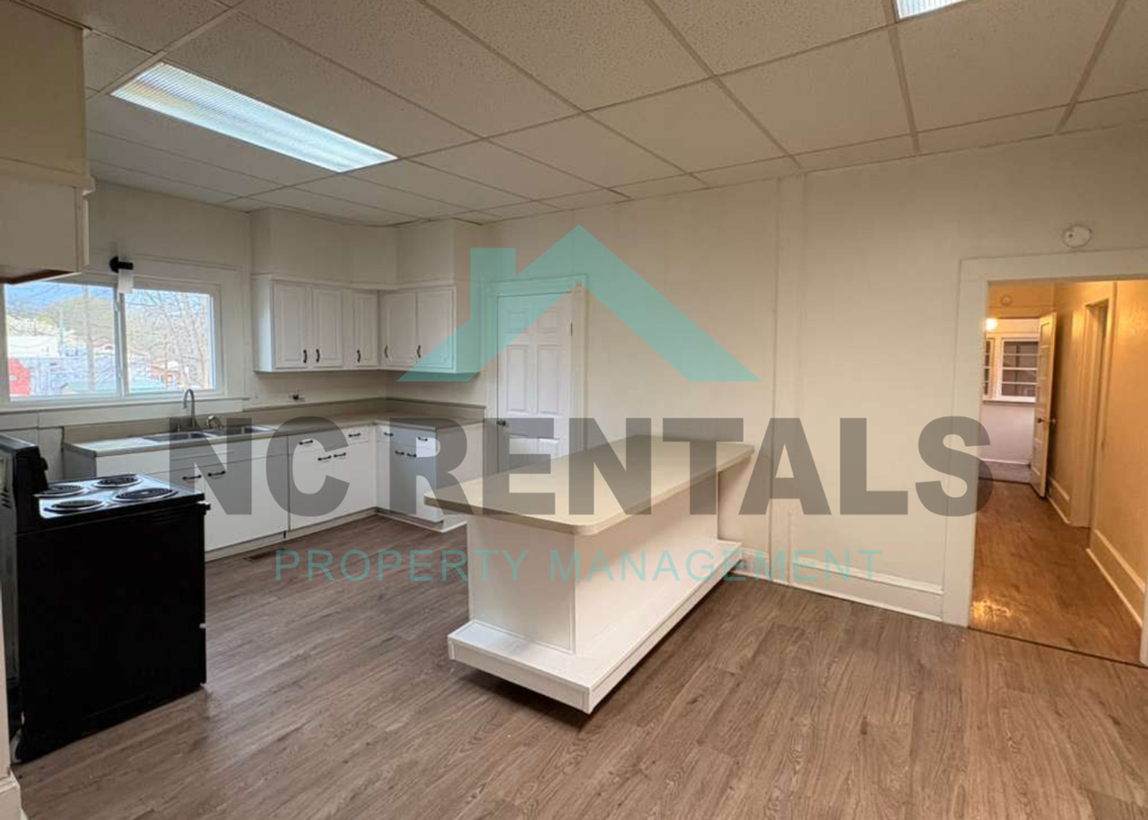 113 S 2nd Ave - Photo 7 of 28