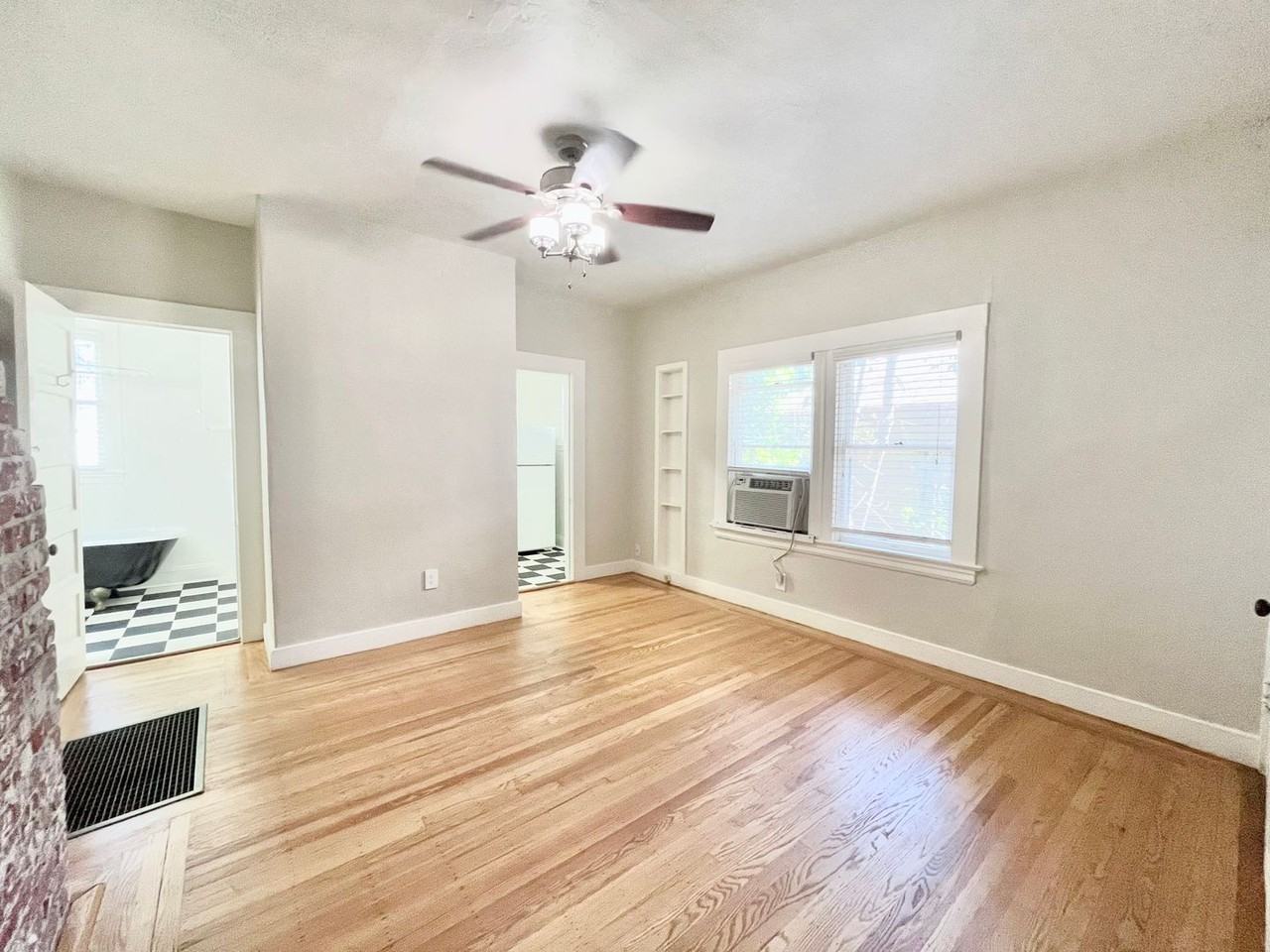 2401 P Street - Photo 2 of 18