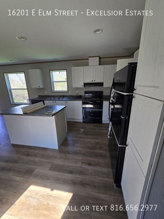 16201 Elm St - Photo 3 of 39