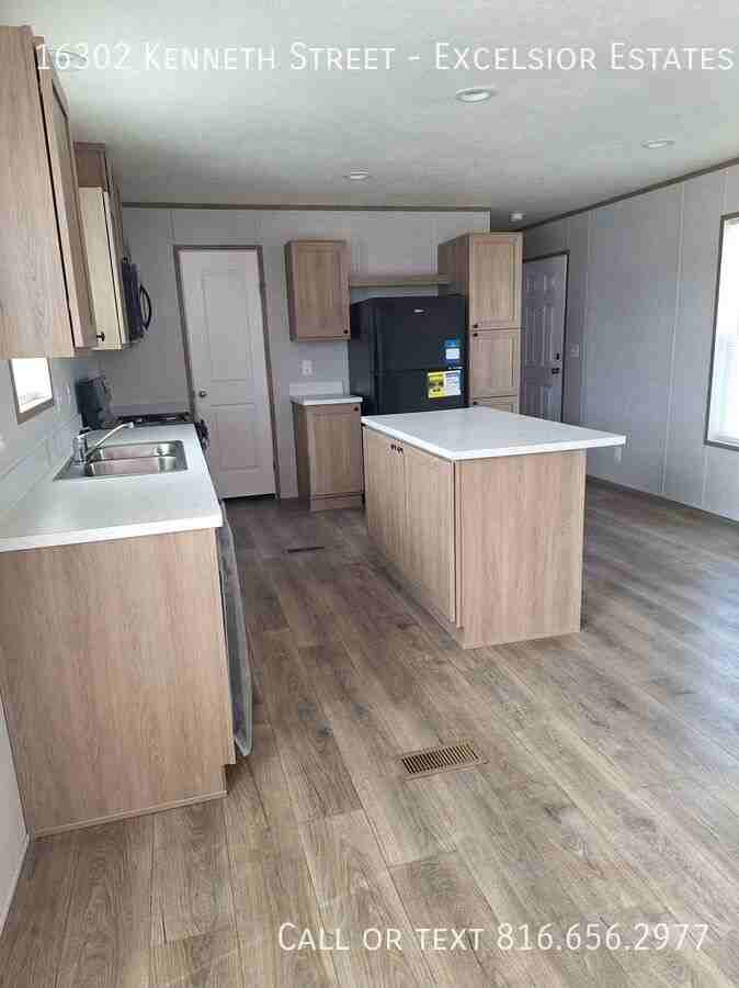 16302 Kenneth Dr - Photo 7 of 31