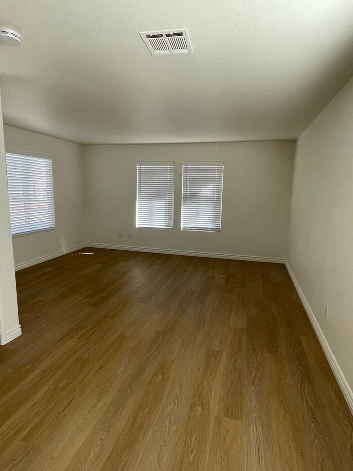 201 Quail Cir - Photo 3 of 12