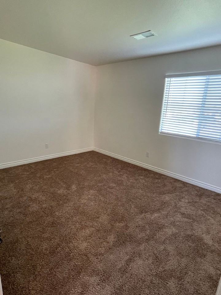 201 Quail Cir - Photo 7 of 12