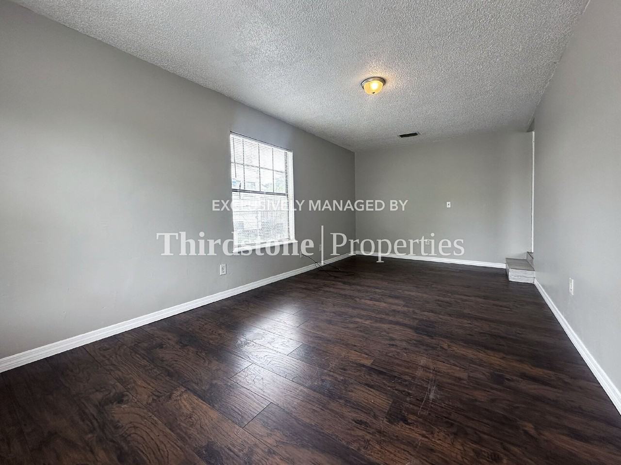 1803 Wofford Ave - Photo 6 of 21