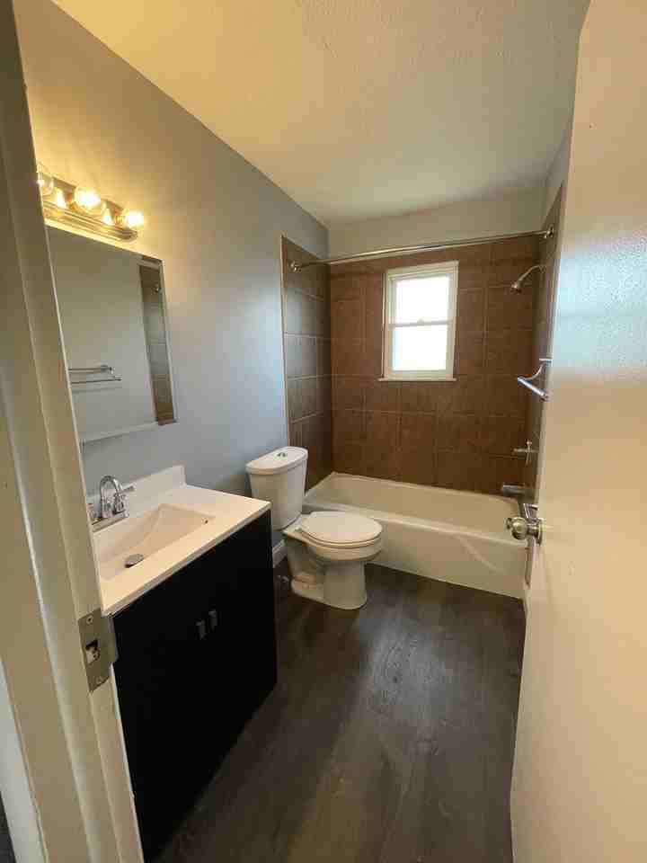 Bexvie Village Townhomes - Photo 7 of 28