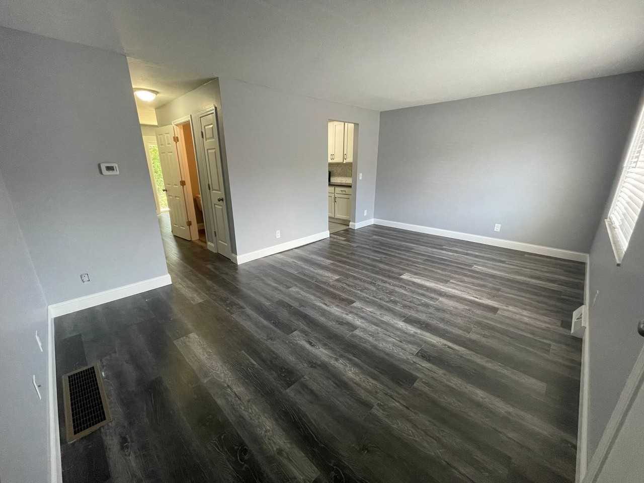 3419 Bexvie Ave - Photo 2 of 18