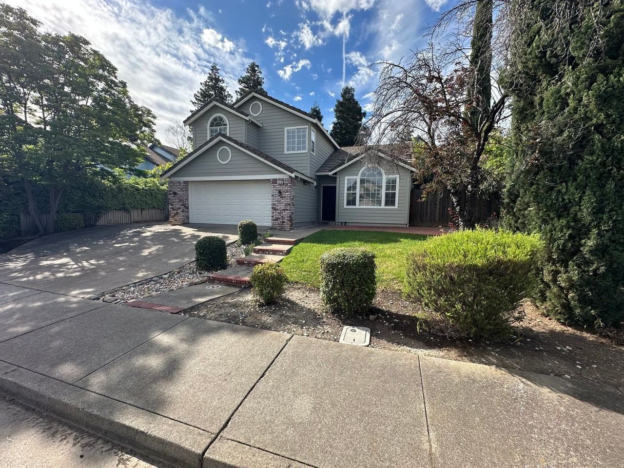 1614 Mount Silliman Way - Photo 2 of 27